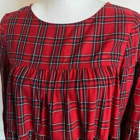 Madewell • Plaid Tiered Button-Back Top Red Plaid - Picture 5 of 9